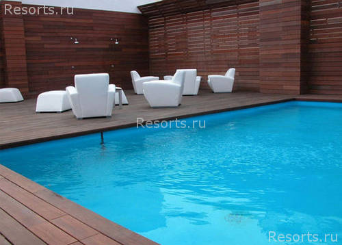 Tryp Ceuta 5